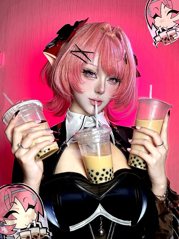 gallery_cosplayer instagram image archive image