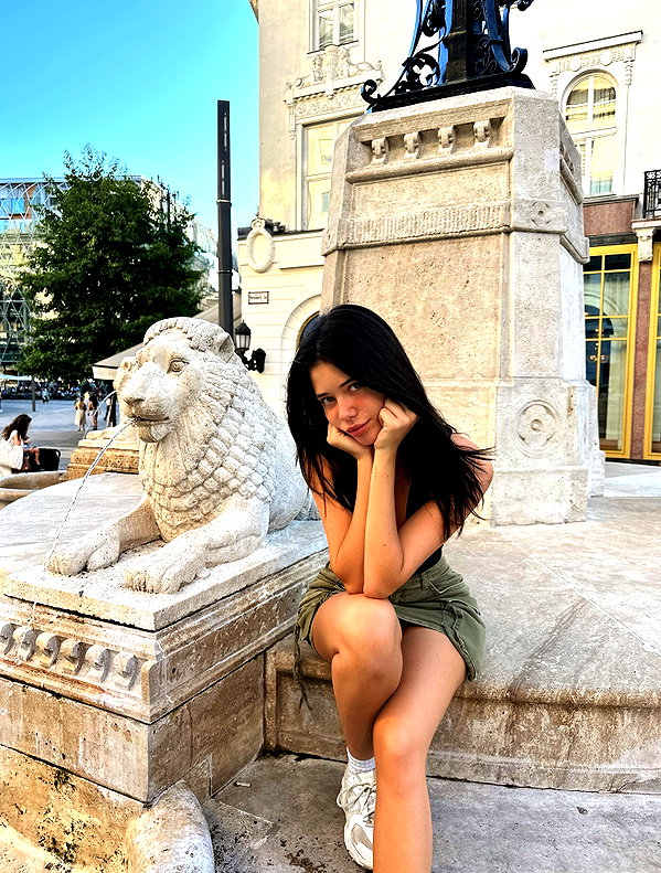 vanessa.rhd instagram image archive image