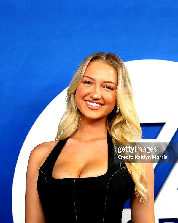iamsydneythomas instagram image archive image