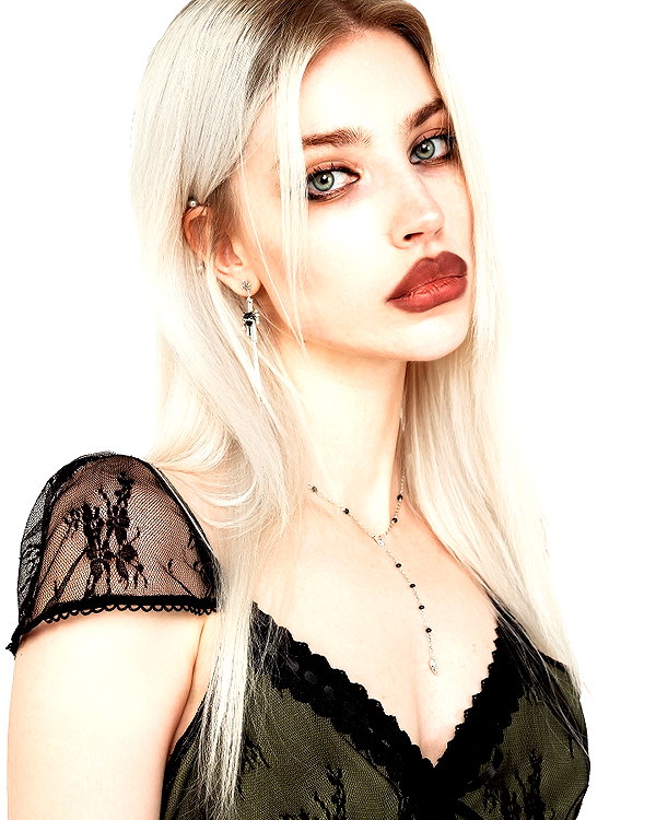 anya4everr instagram image archive image