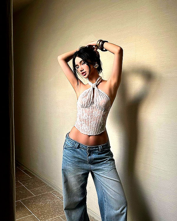 fair_mua instagram image archive image