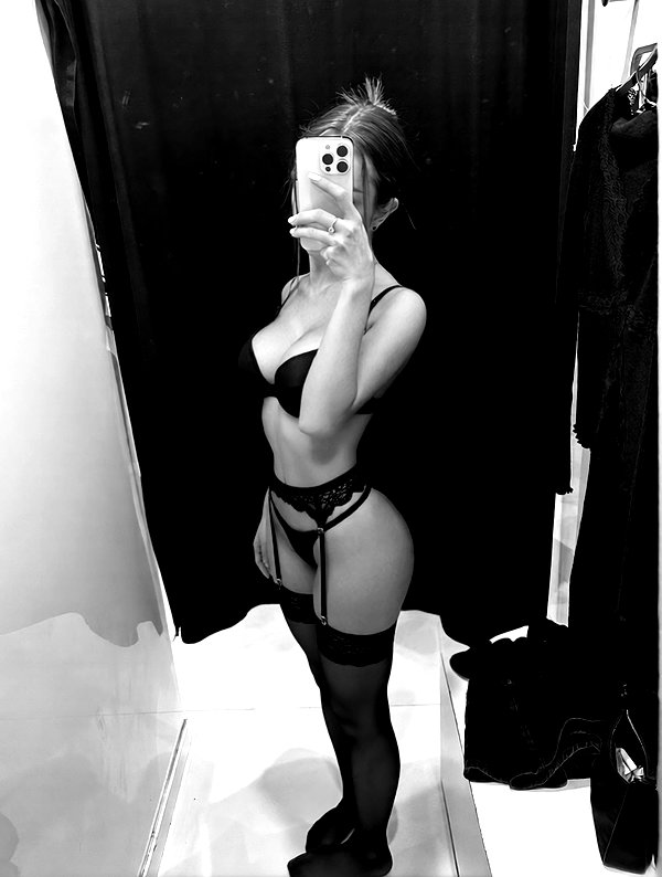 aliadyym instagram image archive image