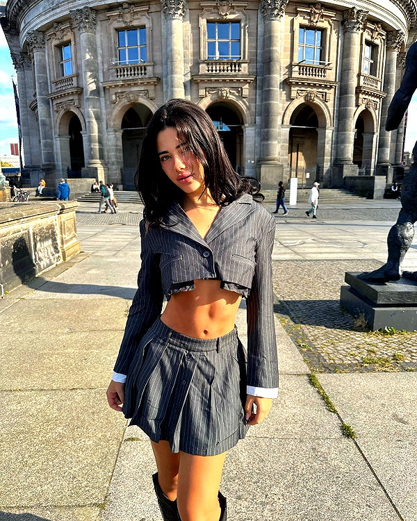 vanessa.rhd instagram image archive image