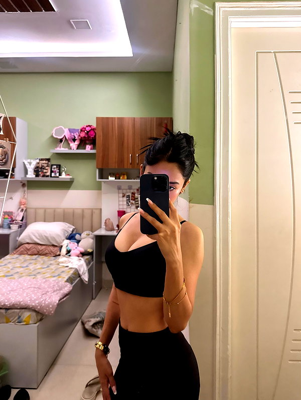 shanayarv instagram image archive image