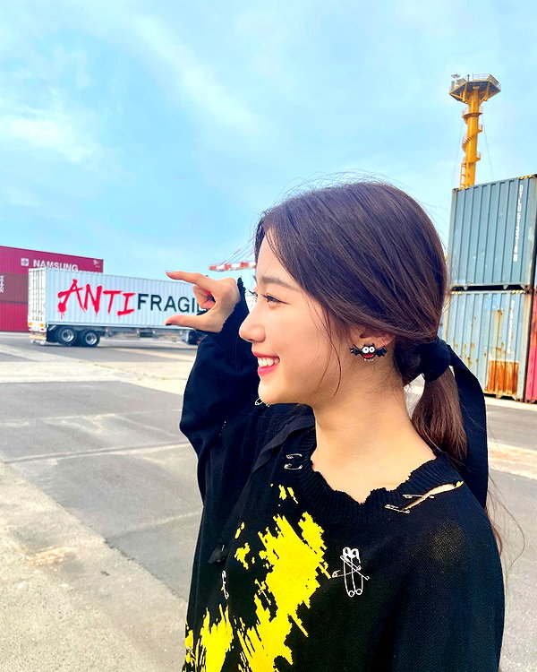 zuhazana instagram image archive image