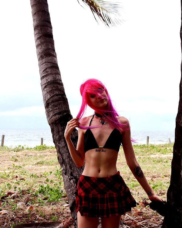 jadelaverne instagram image archive image