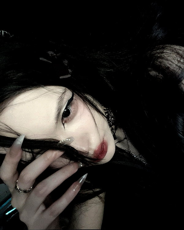 glowmoonshorty instagram image archive image