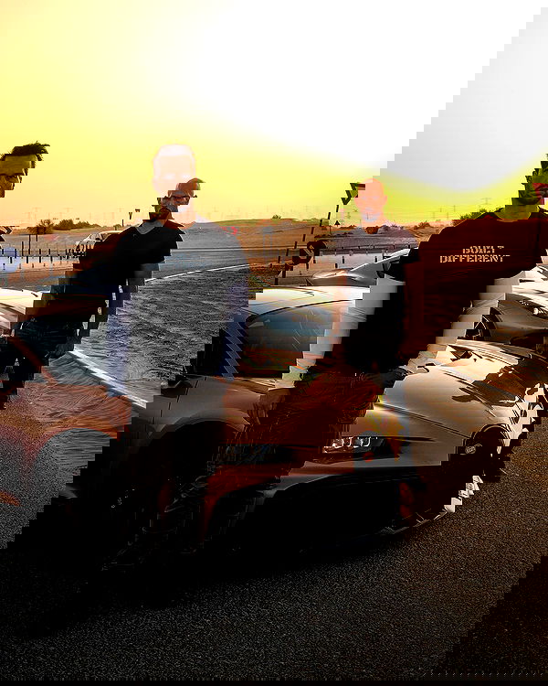 tateauraa tateauraa archive image