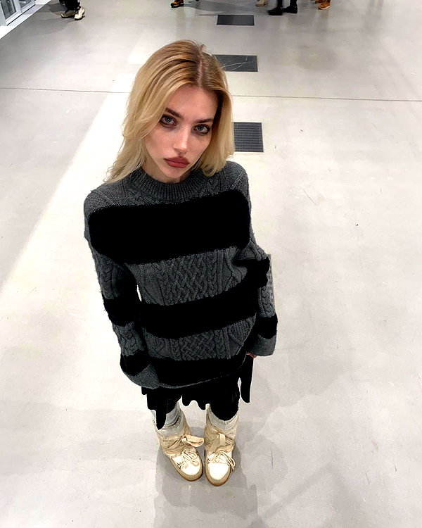 anya4everr instagram image archive image