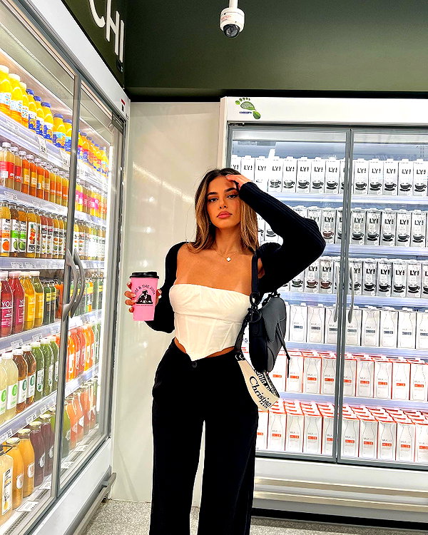 godbless_jess instagram image archive image