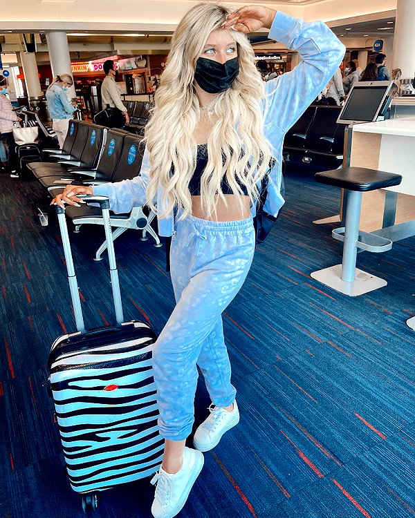 ellianawalmsley instagram image archive image
