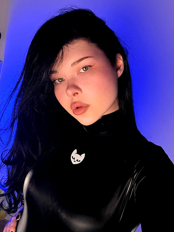 itsannaxvee instagram image archive image