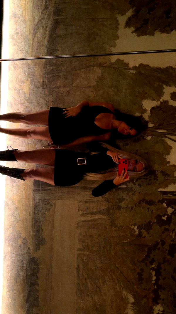 noa.burshtein instagram image archive image