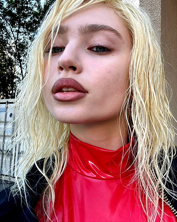 renatarrii instagram image archive image