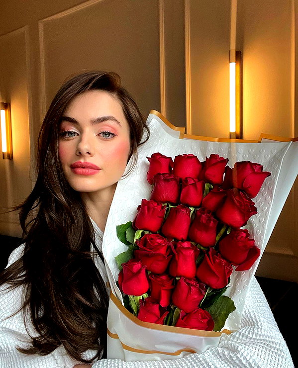 yaelshelbia instagram image archive image