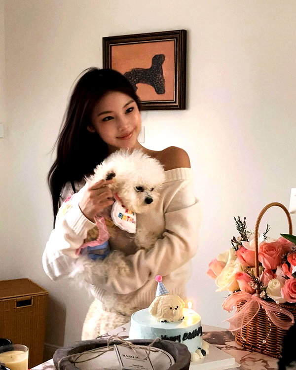 ll.lu1s instagram image archive image
