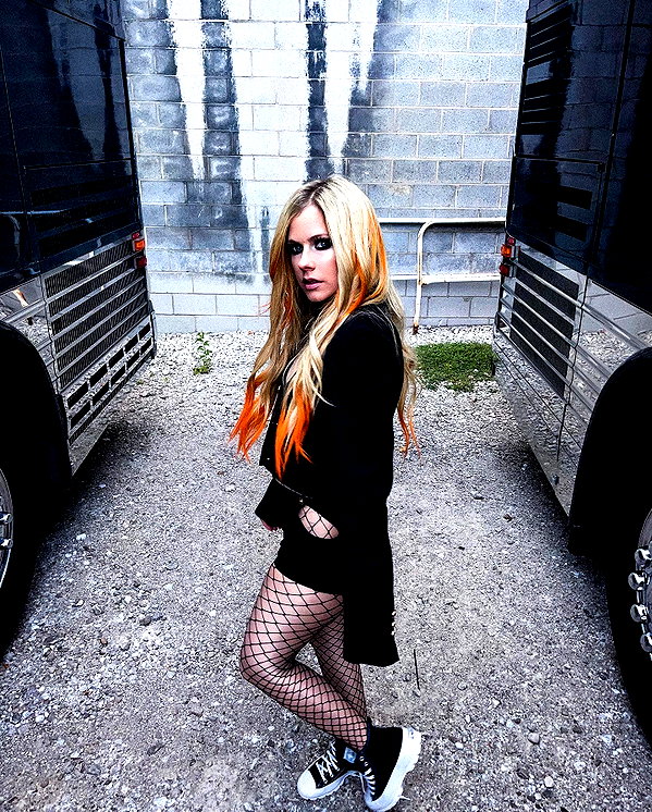avrillavigne instagram image archive image