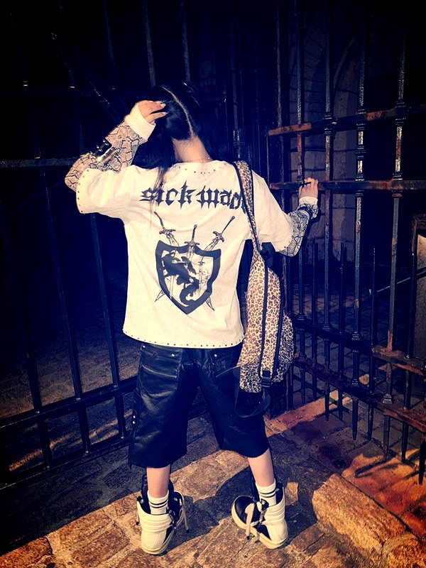 9unxx7 instagram image archive image