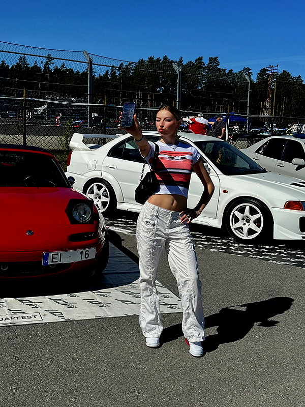 katrina.zaiceva instagram image archive image