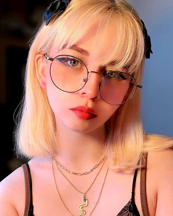 luly1980s instagram image archive image