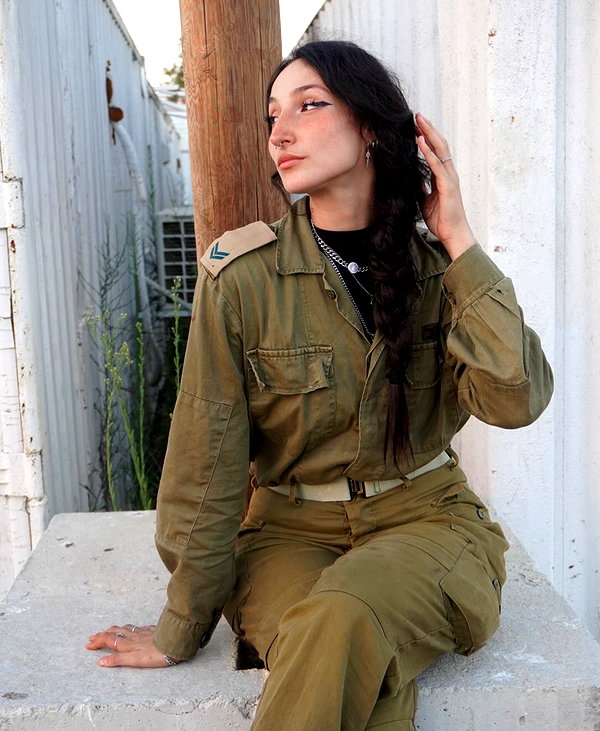 biton__adi instagram image archive image