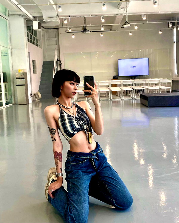 badthingalwaysg instagram image archive image