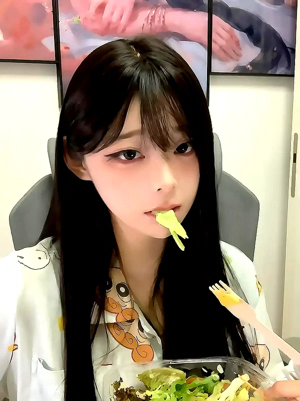 yingyinng_ instagram image archive image
