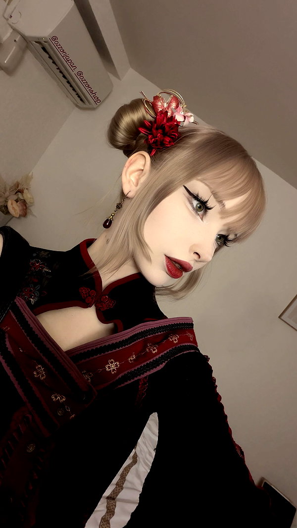 alina_thedoll alina_thedoll archive image