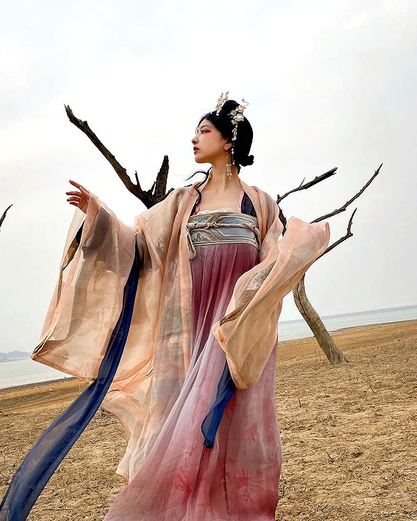 erokochiba instagram image archive image