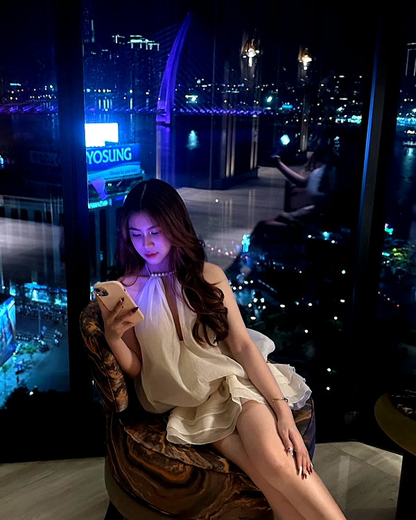 lyhythuedoxinh instagram image archive image