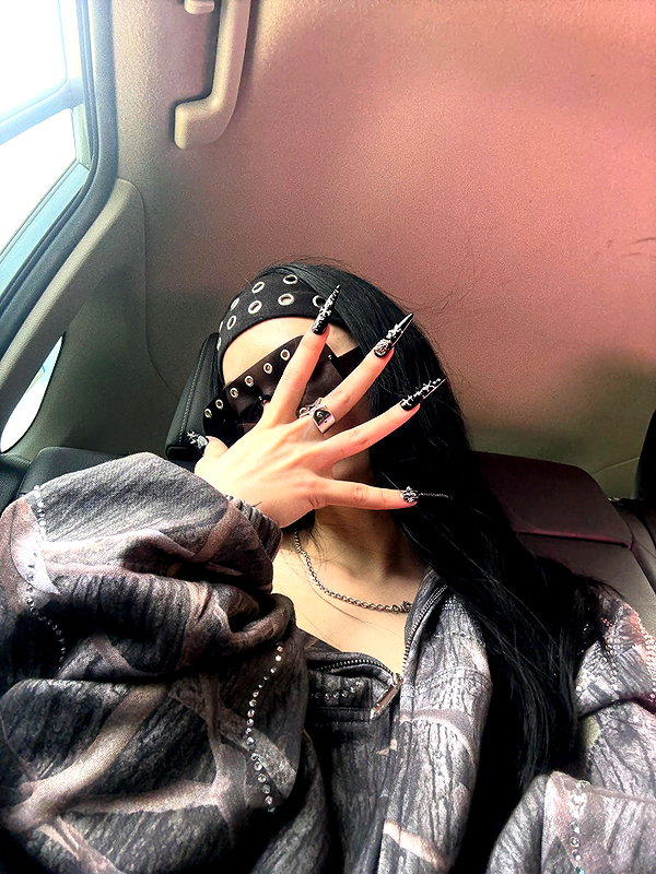gabs.z.x instagram image archive image