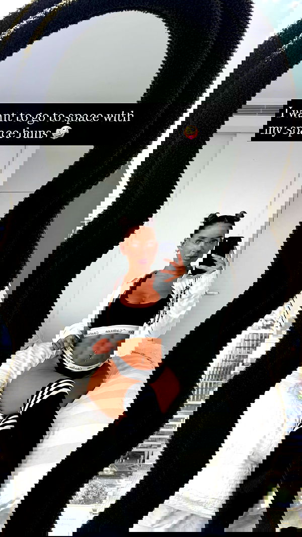 itshayleydavies itshayleydavies archive image