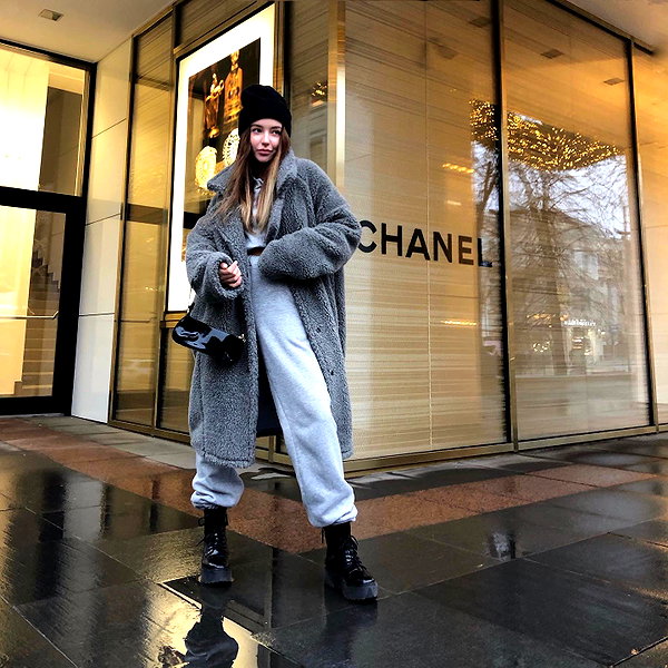 veroni22ka instagram image archive image