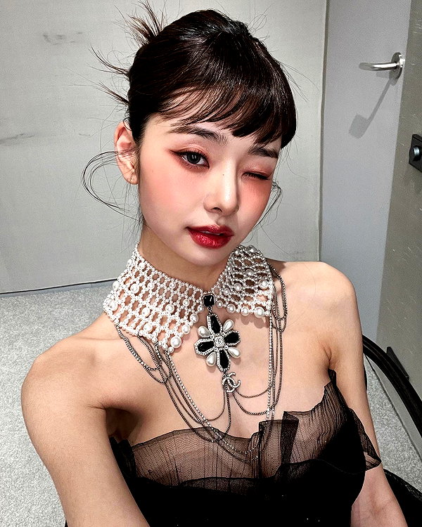 dear.zia instagram image archive image