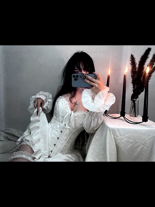 glowmoonshorty instagram image archive image