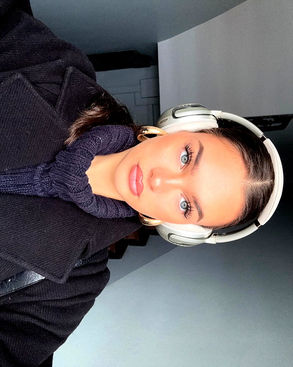emmaaurora instagram image archive image