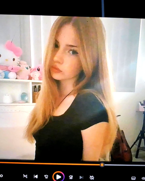 dollyemi instagram image archive image