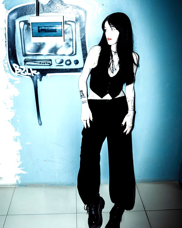 dalivrot instagram image archive image