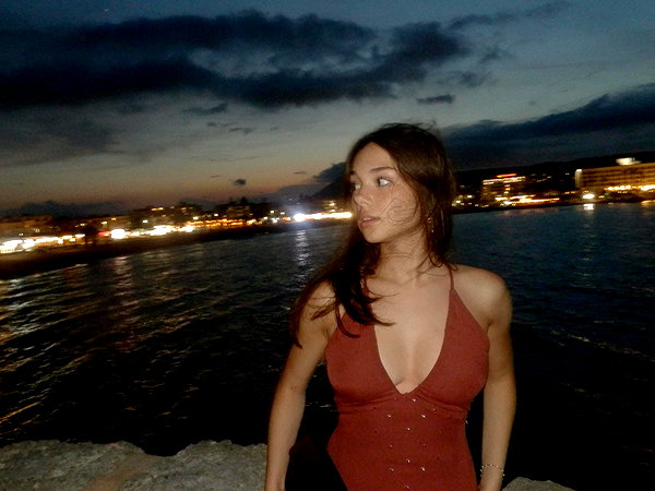 ameliaanav_ instagram image archive image