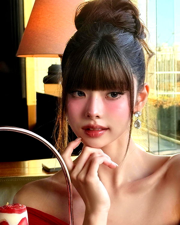 dear.zia instagram image archive image