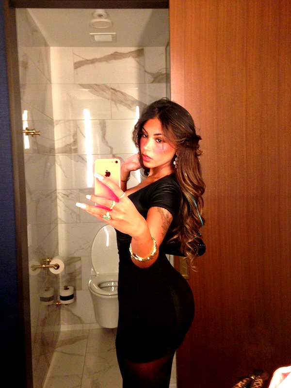 gabimfmoura instagram image archive image