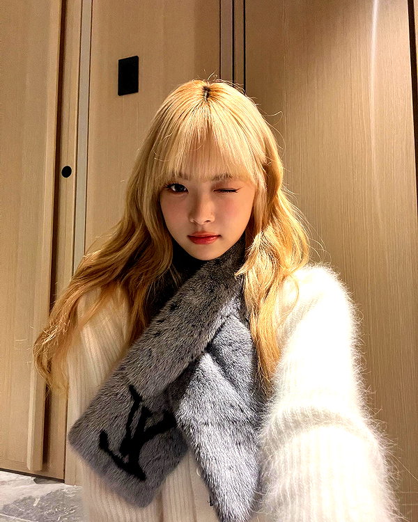hhh.e_c.v instagram image archive image