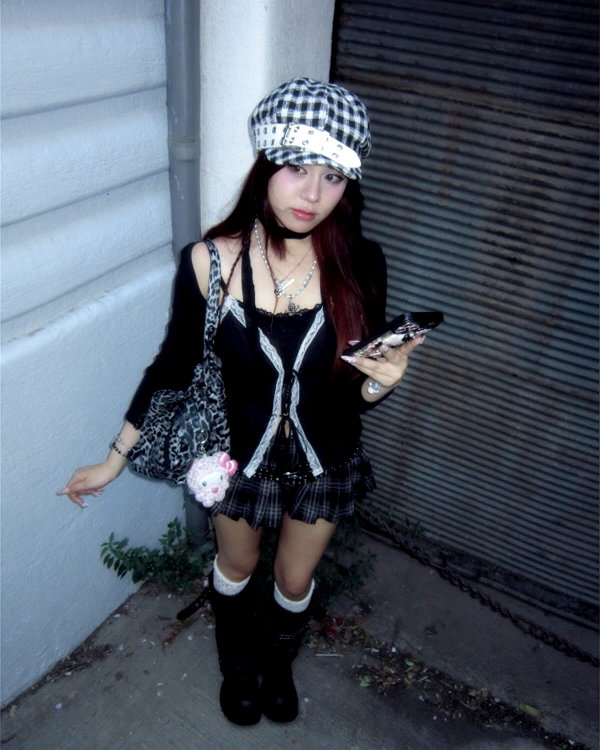 is2tian instagram image archive image