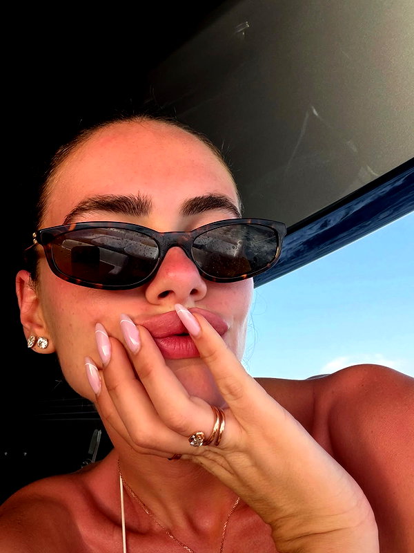 yaelshelbia instagram image archive image