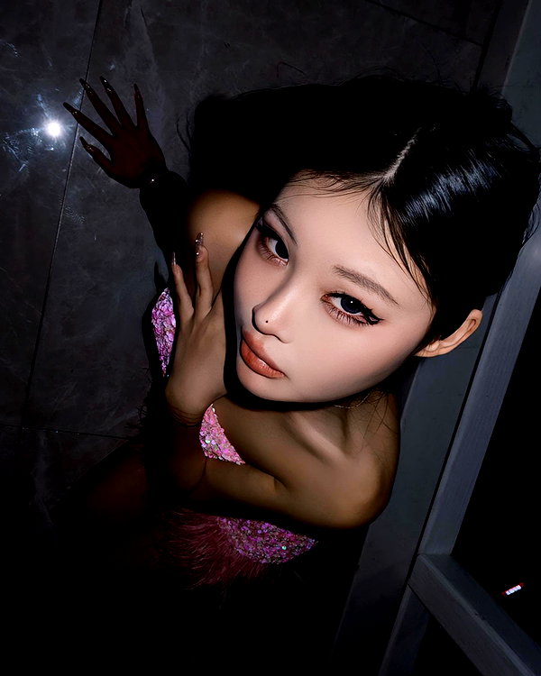 ll.lu1s instagram image archive image