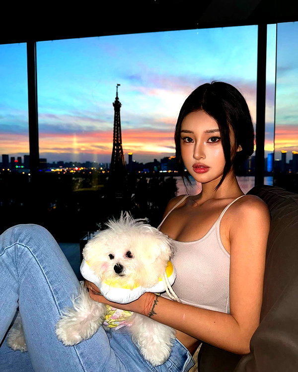 ll.lu1s instagram image archive image