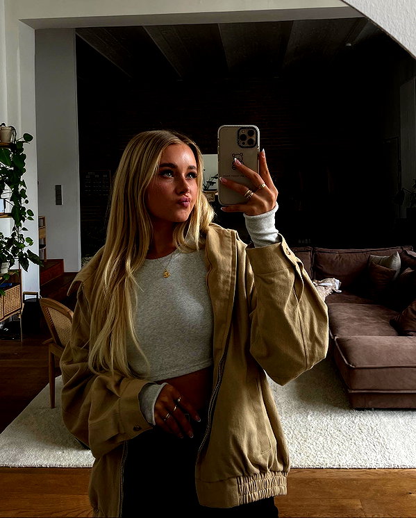 lilih instagram image archive image