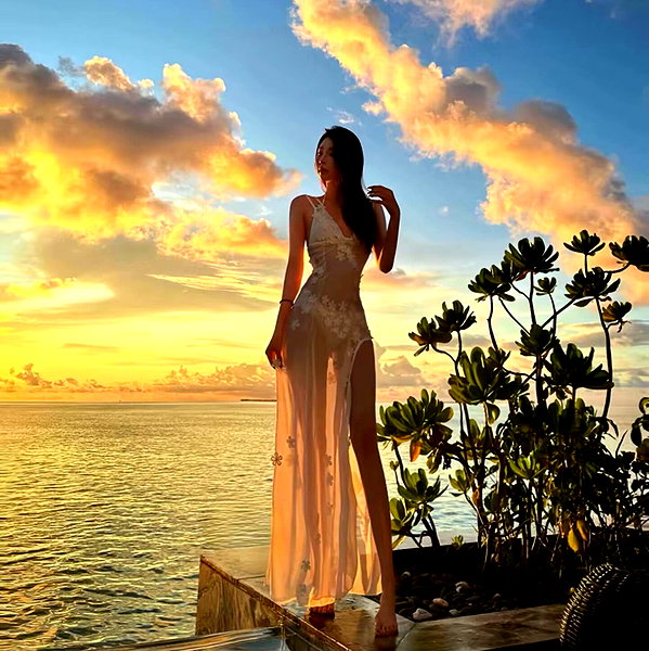lyhythuedoxinh instagram image archive image