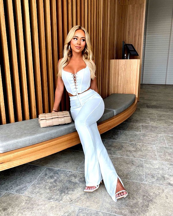 allieauton instagram image archive image