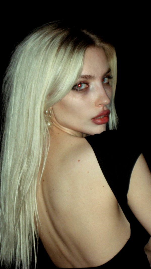 alien.hanna instagram image archive image
